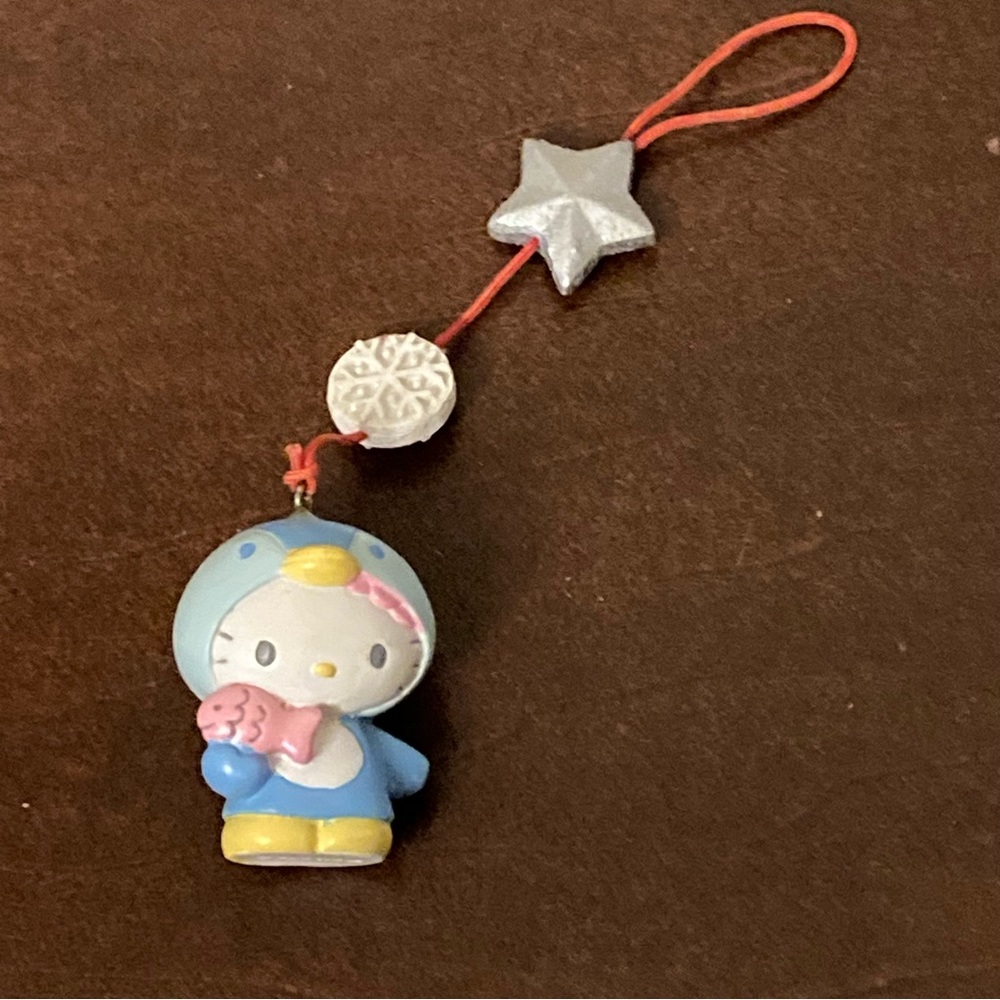 Sanrio Hello Kitty Christmas Ornament Penguin Suit Fish Snow Miniature Mini